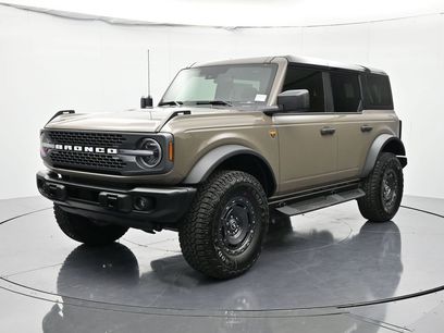 New 2025 Ford Bronco Badlands w/ Sasquatch Package