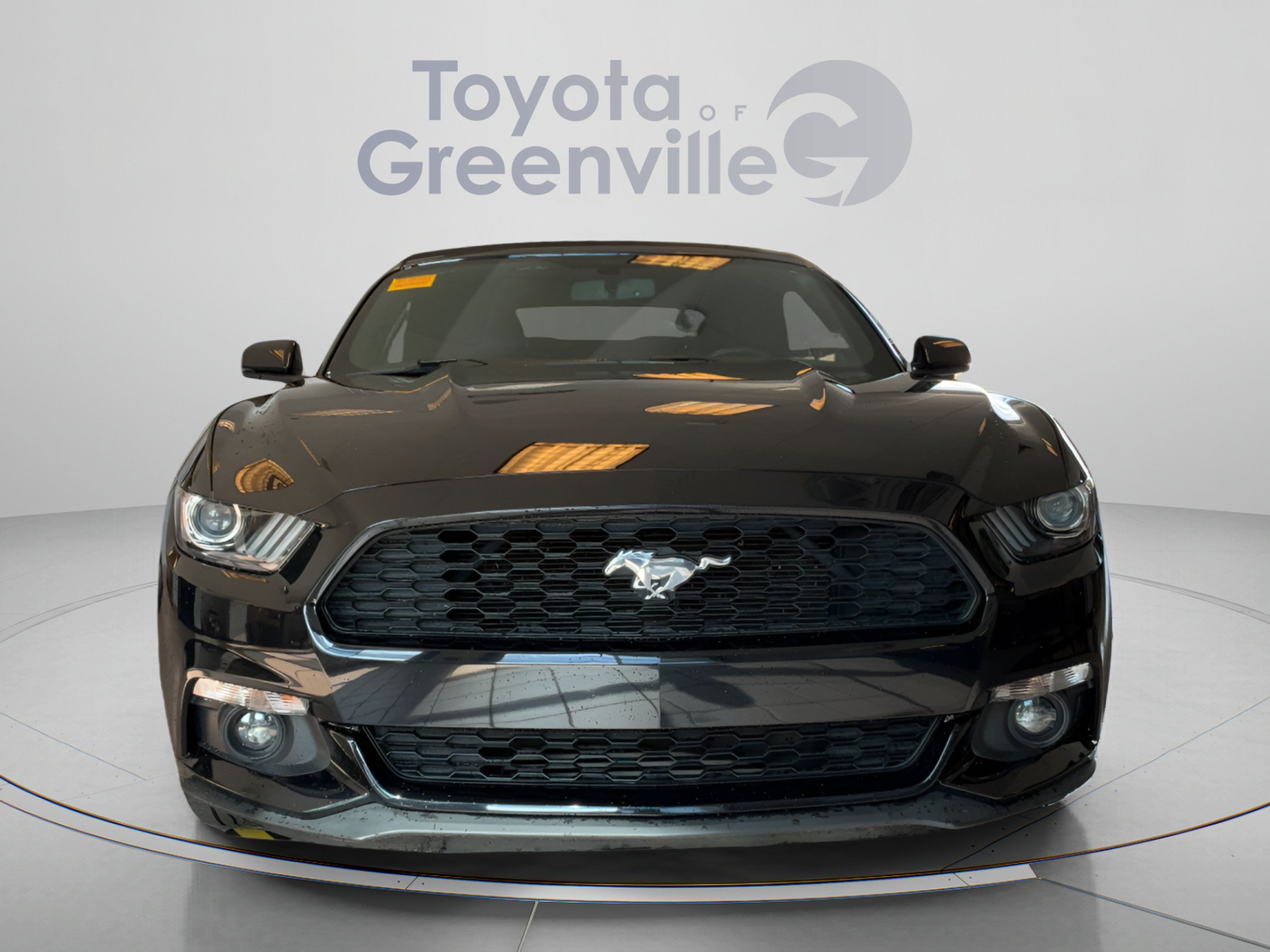 Used 2017 Ford Mustang Premium RWD image 9