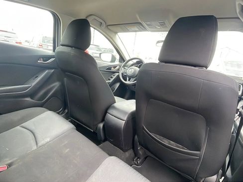 Used 2016 MAZDA MAZDA3 i Sport image 23
