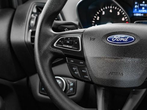 Used 2018 Ford Escape SE w/ SE Sync 3 Package AWD/4WD image 15