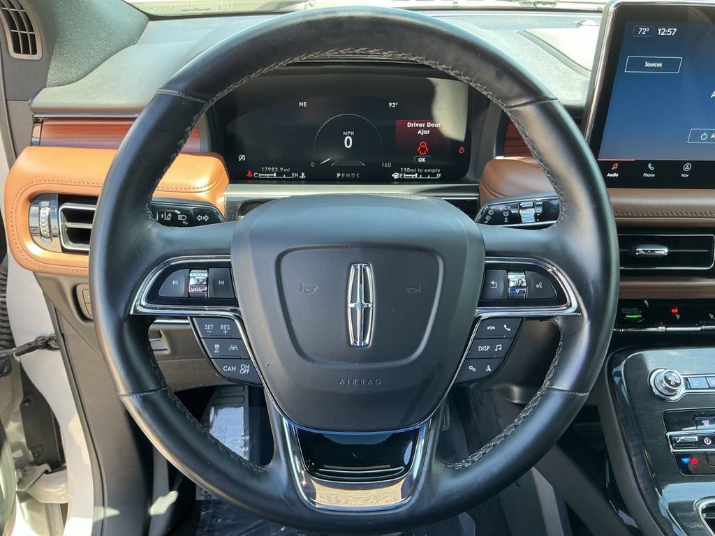 Used 2023 Lincoln Nautilus Reserve w/ Equipment Group 201A FWD image 15