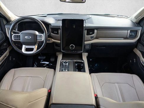Used 2022 Ford Expedition Limited AWD/4WD image 16