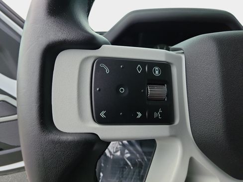 Used 2024 Land Rover Defender 110 S AWD/4WD image 16