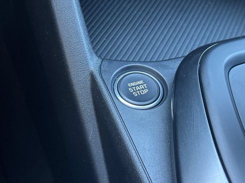 Used 2025 Kia K4 FWD image 21