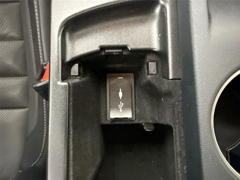 Used 2020 Lexus IS 300 F Sport w/ F Sport Package image 34