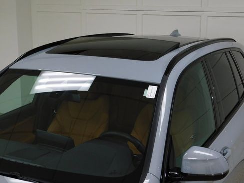 Used 2024 BMW X3 xDrive30i image 18