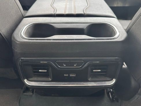 Used 2023 Chevrolet Silverado 1500 High Country w/ Technology Package AWD/4WD image 42