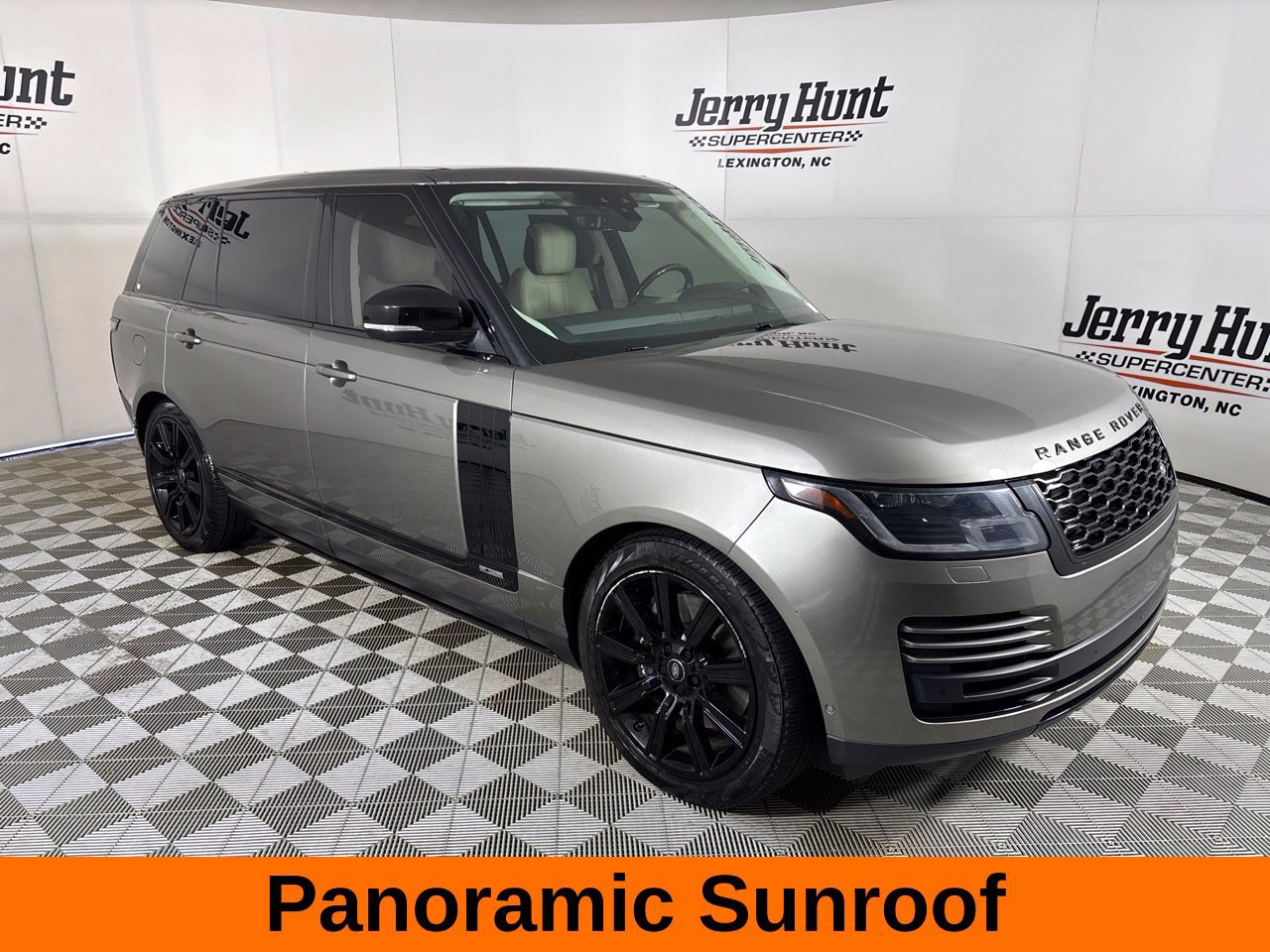 Used 2021 Land Rover Range Rover P525 Westminster Edition LWB AWD/4WD image 4