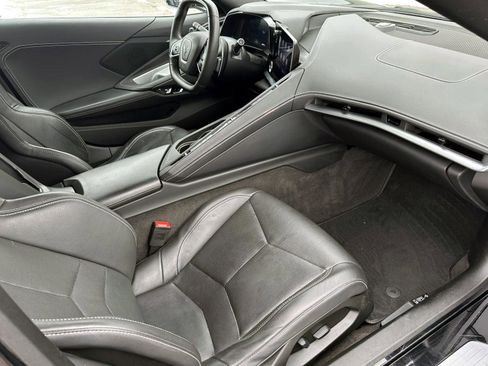 Certified 2023 Chevrolet Corvette Stingray Coupe w/ Z51 Performance Package image 10