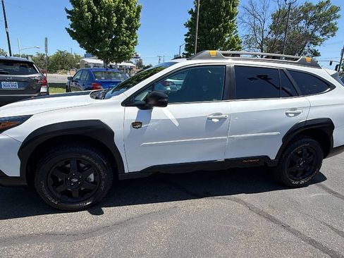 Used 2023 Subaru Outback Wilderness AWD/4WD image 7