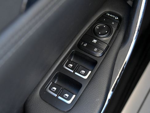 Used 2019 Kia Stinger RWD image 35