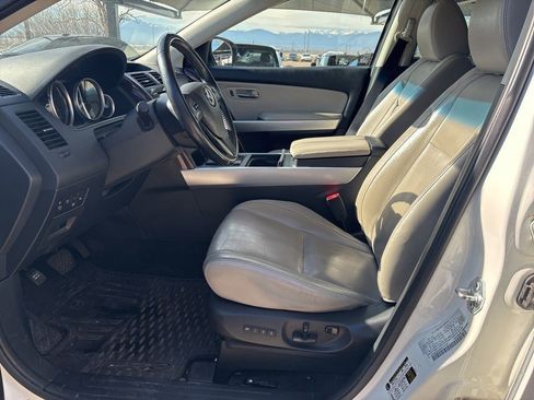 Used 2013 MAZDA CX-9 Grand Touring w/ GT Technology Pkg image 10