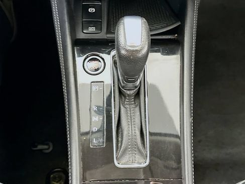 Used 2021 Nissan Kicks SR w/ SR Premium Package FWD image 24