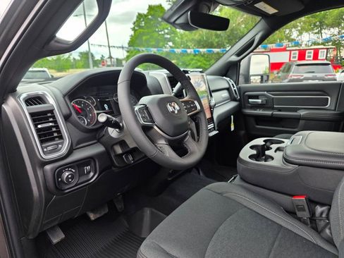 New 2025 RAM 2500 Big Horn image 10