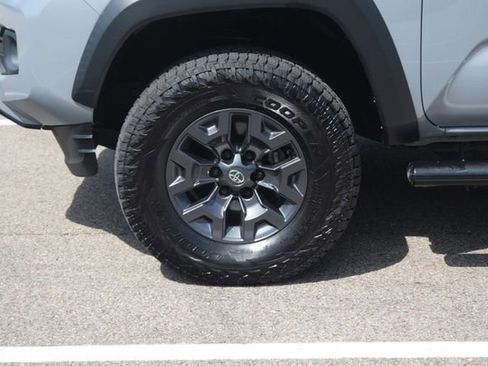 Used 2021 Toyota Tacoma SR5 w/ Trail Edition AWD/4WD image 27