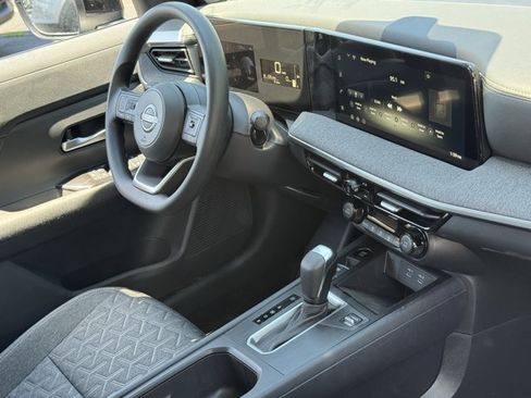New 2026 Nissan Kicks SV FWD image 11