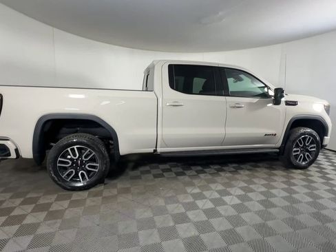 New 2026 GMC Sierra 1500 AT4 w/ AT4 Premium Package AWD/4WD image 9