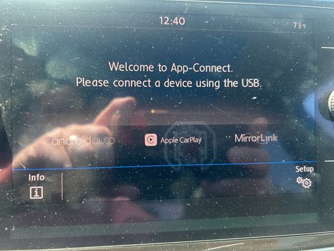 Used 2018 Volkswagen Atlas SEL FWD image 32