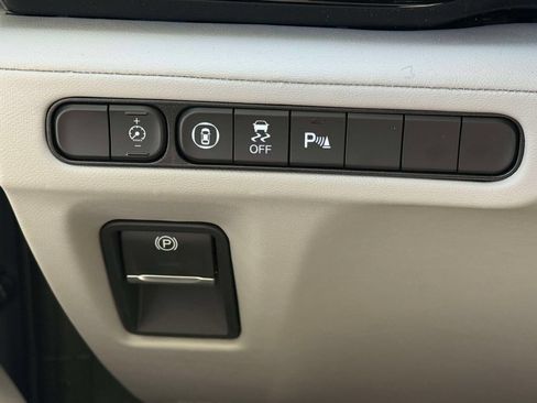 Certified 2025 Acura MDX SH-AWD w/ Technology Package image 28