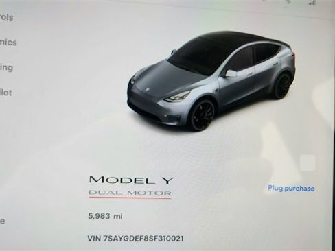 Used 2025 Tesla Model Y Performance image 37