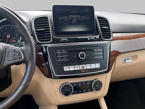 Used 2016 Mercedes-Benz GLE 350 image 7