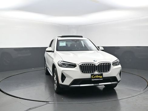 Used 2022 BMW X3 xDrive30i image 2