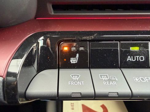 New 2026 Toyota Prius XSE image 15