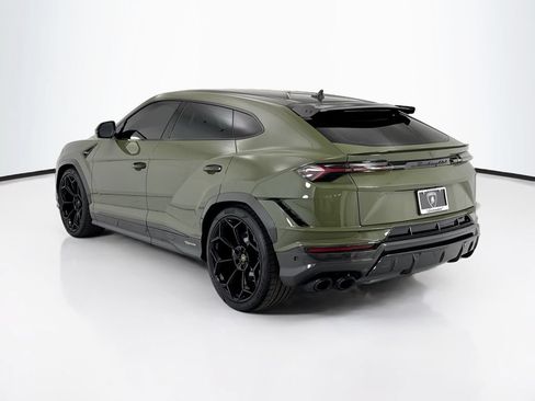 Used 2024 Lamborghini Urus Performante AWD/4WD image 7