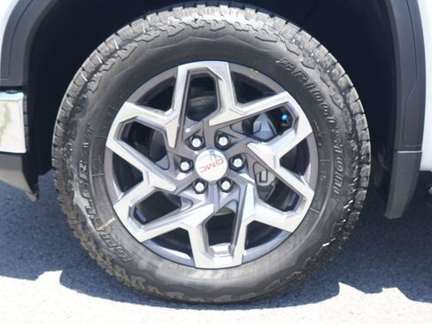 New 2026 GMC Sierra 1500 SLT AWD/4WD image 12