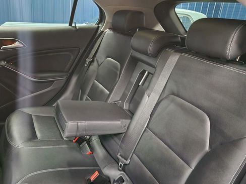 Used 2015 Mercedes-Benz GLA 250 GLA 250 4MATIC Sport Utility 4 image 19