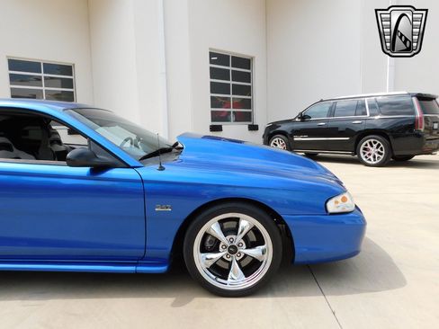 Used 1994 Ford Mustang GT image 13