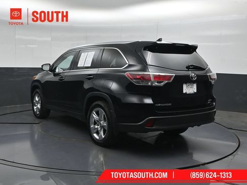 Used 2016 Toyota Highlander Limited AWD/4WD image 8
