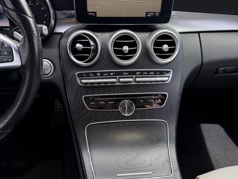 Used 2017 Mercedes-Benz C 300 Sedan image 19