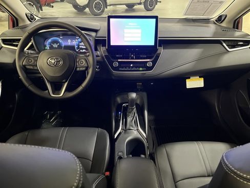 Used 2026 Toyota Corolla XLE image 25