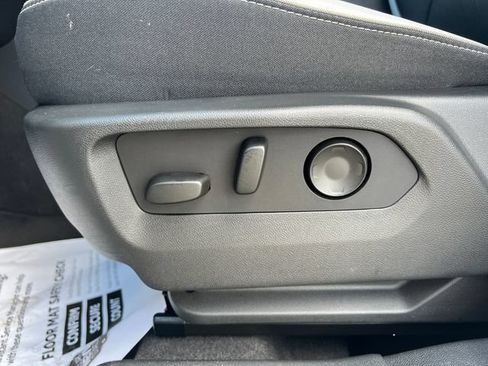 Used 2025 Buick Envision Sport Touring AWD/4WD image 16