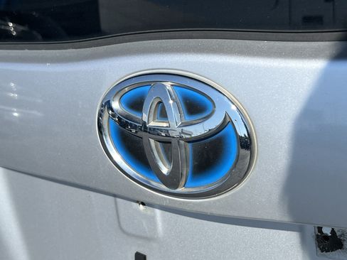 Used 2010 Toyota Prius Three FWD image 8