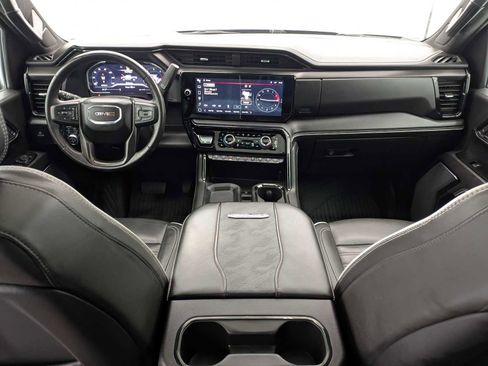 Used 2024 GMC Sierra 2500 AT4X w/ AT4X AEV Edition AWD/4WD image 18