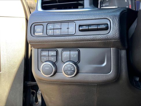 Used 2021 GMC Yukon Denali AWD/4WD image 36