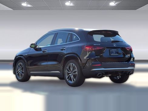 New 2026 Mercedes-Benz GLA 35 AMG 4MATIC image 3
