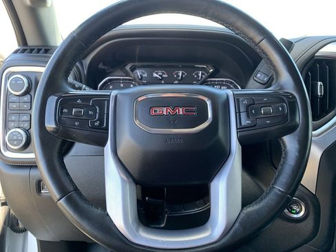 Used 2021 GMC Sierra 3500 SLT w/ SLT Convenience Package AWD/4WD image 18