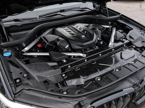 Used 2022 BMW X6 M50i w/ Parking Assistance Package image 71