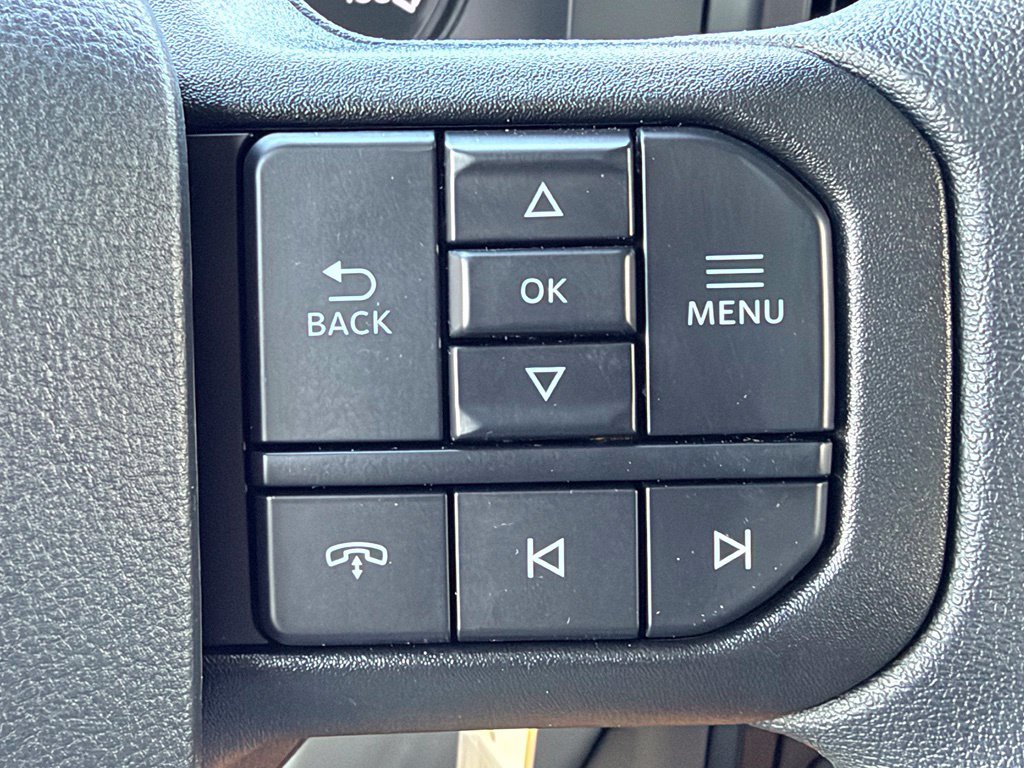 New 2025 Ford F350 XL AWD/4WD image 17