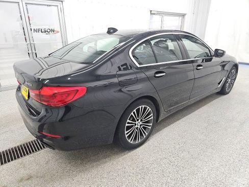 Used 2017 BMW 540i xDrive w/ Premium Package image 6