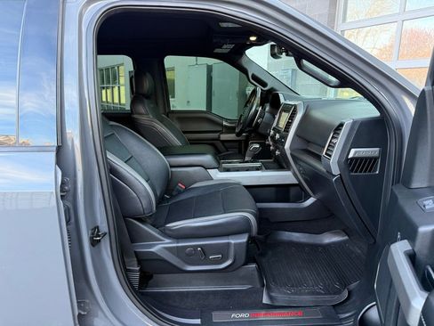 Used 2018 Ford F150 Raptor w/ Equipment Group 802A Luxury image 18