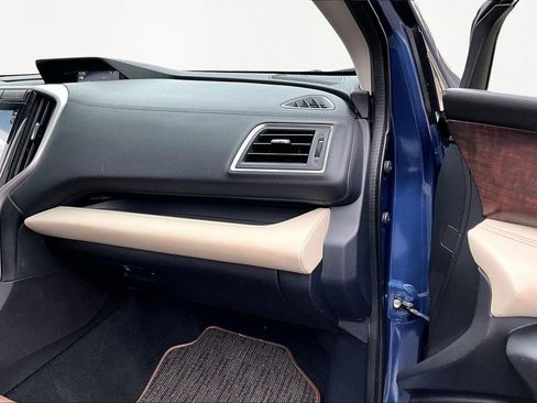 Used 2019 Subaru Ascent Touring w/ Popular Package #3 image 20