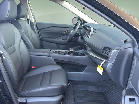 New 2026 Nissan Rogue SV AWD/4WD image 11