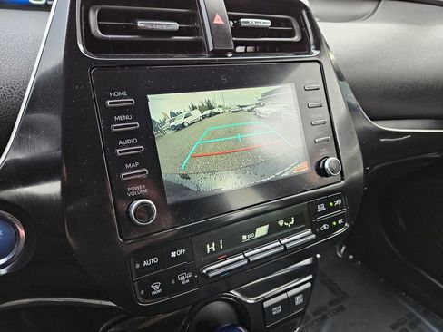 Used 2020 Toyota Prius XLE image 8