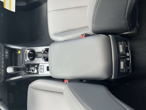 New 2026 Subaru Outback Limited AWD/4WD image 25