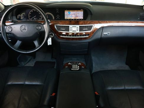 Used 2007 Mercedes-Benz S 550 image 2