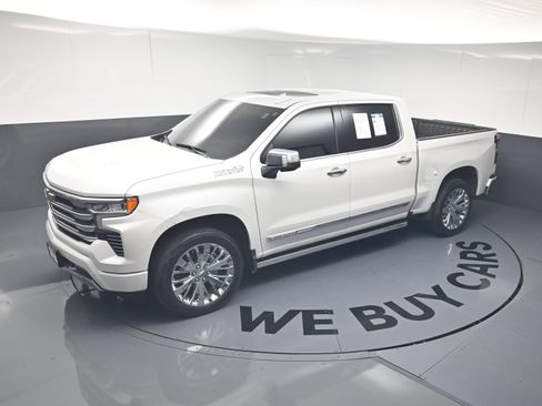 Used 2023 Chevrolet Silverado 1500 High Country w/ High Country Premium Package AWD/4WD image 29